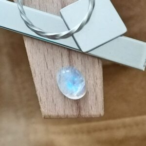 Oval Moonstone Cabochon – 9mm by 7mm - 2.06 ct