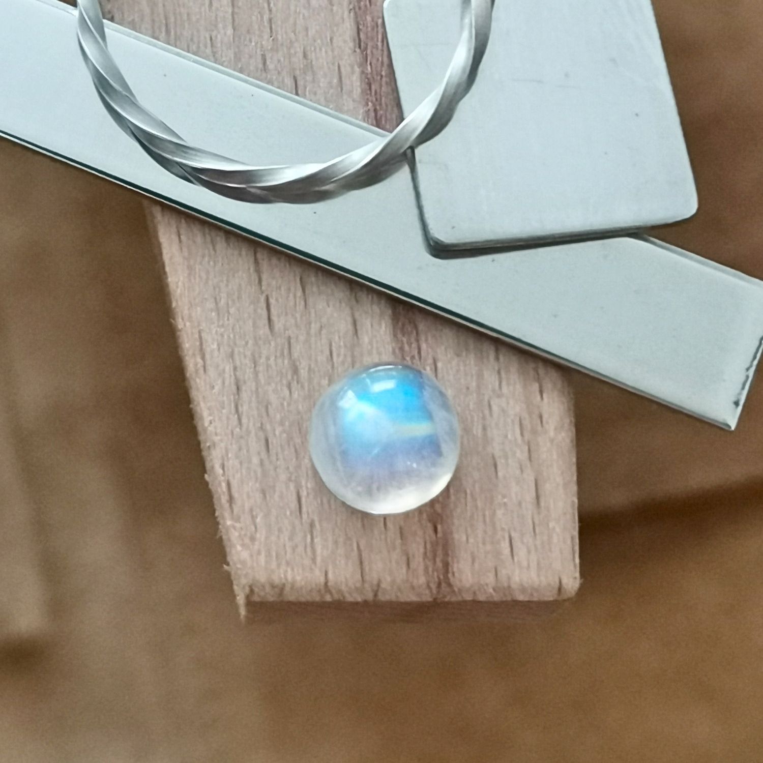 Round Moonstone Cabochon – 7mm - 1.46 ct