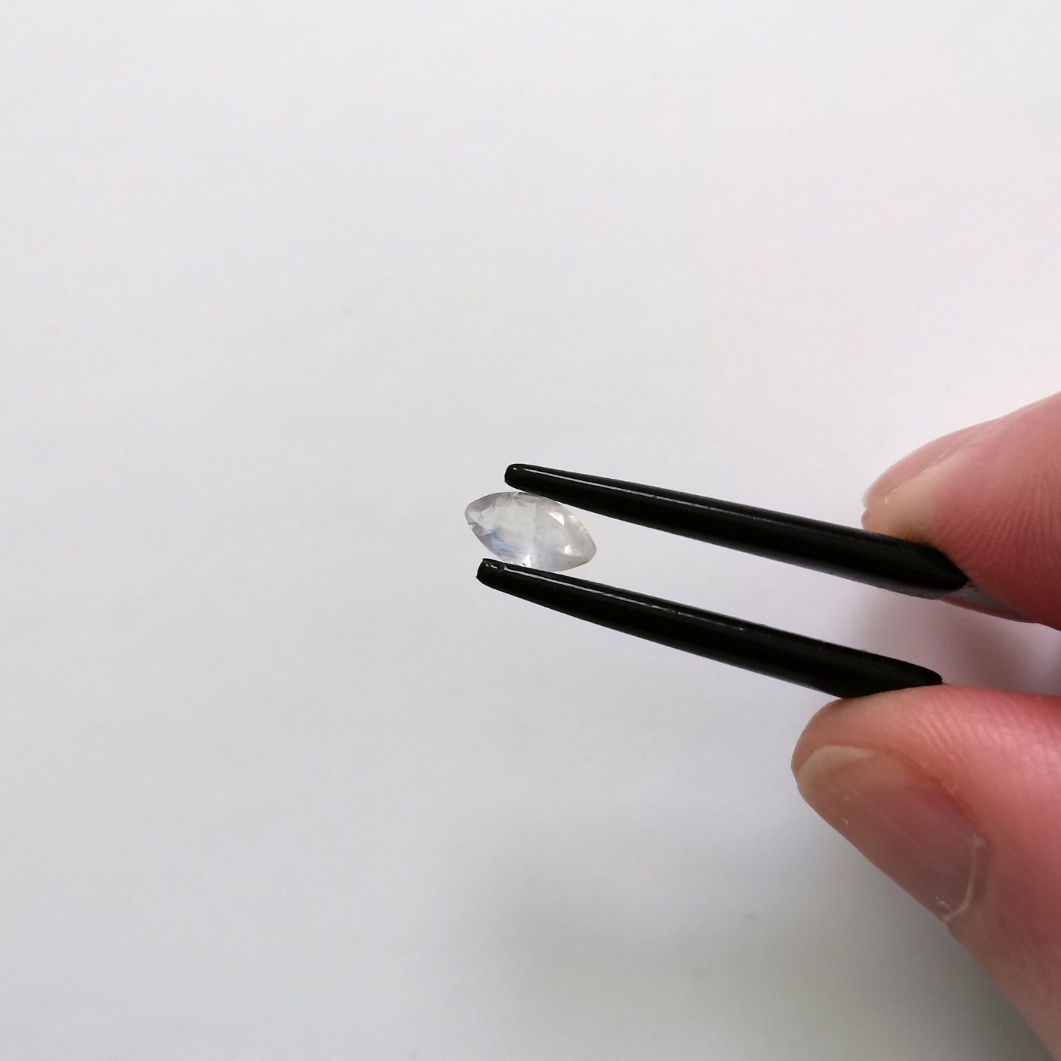 Faceted Marquise Moonstone – 7.4mm by 4mm - 0.55 ct - Image 2