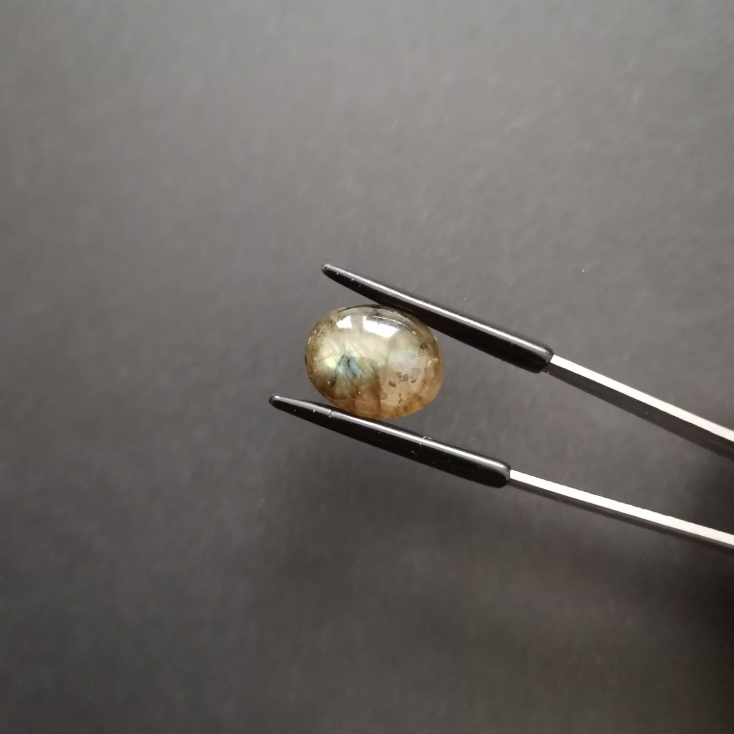 Oval Labradorite Cabochon - 13.9 mm by 11.3 mm - Image 2