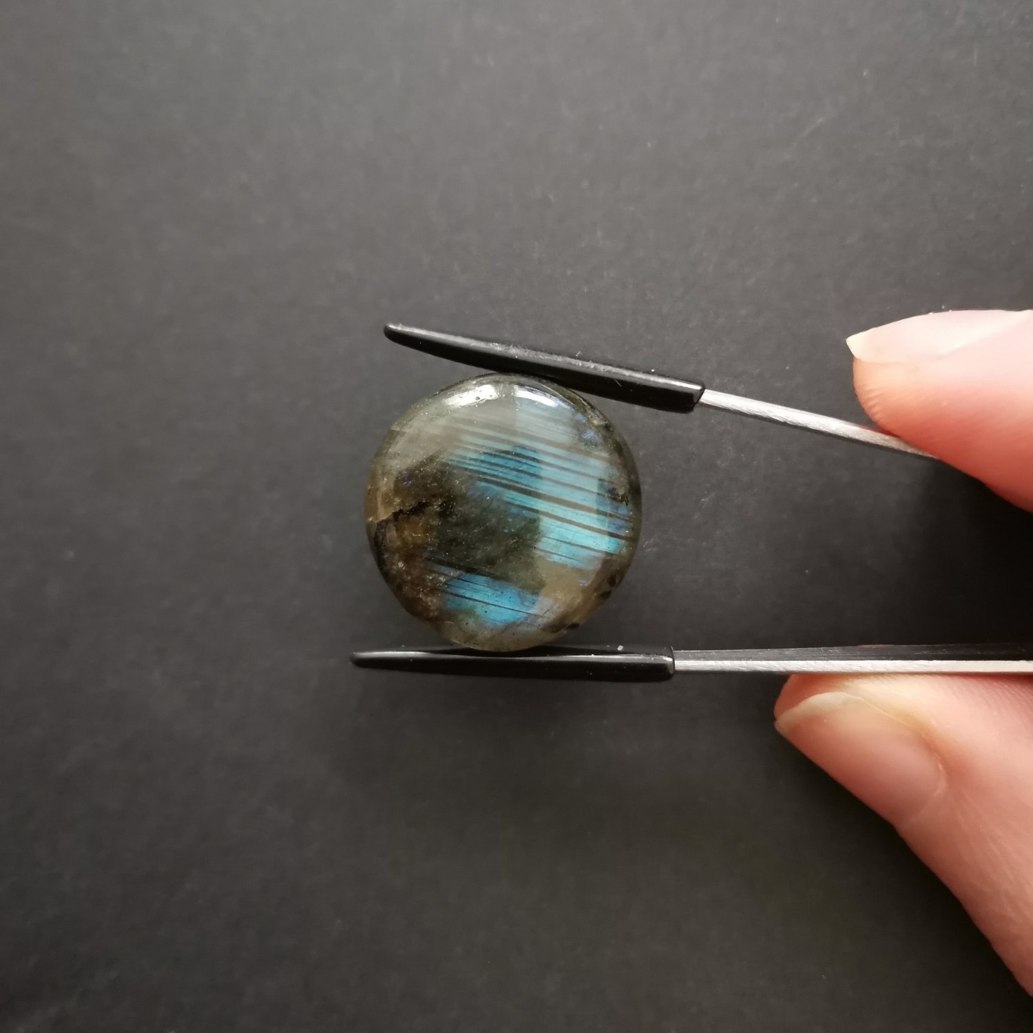 Round Labradorite Cabochon - 20.5 mm - Image 2