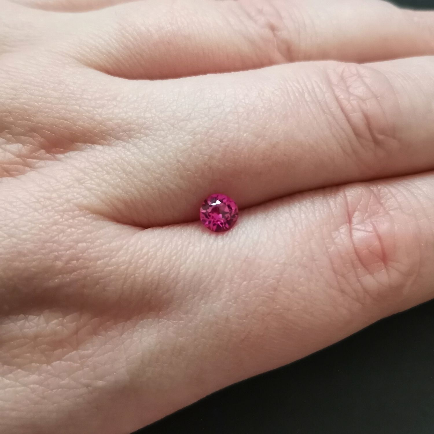 Lab Grown Pink Sapphire Round – 4.8mm - Image 4