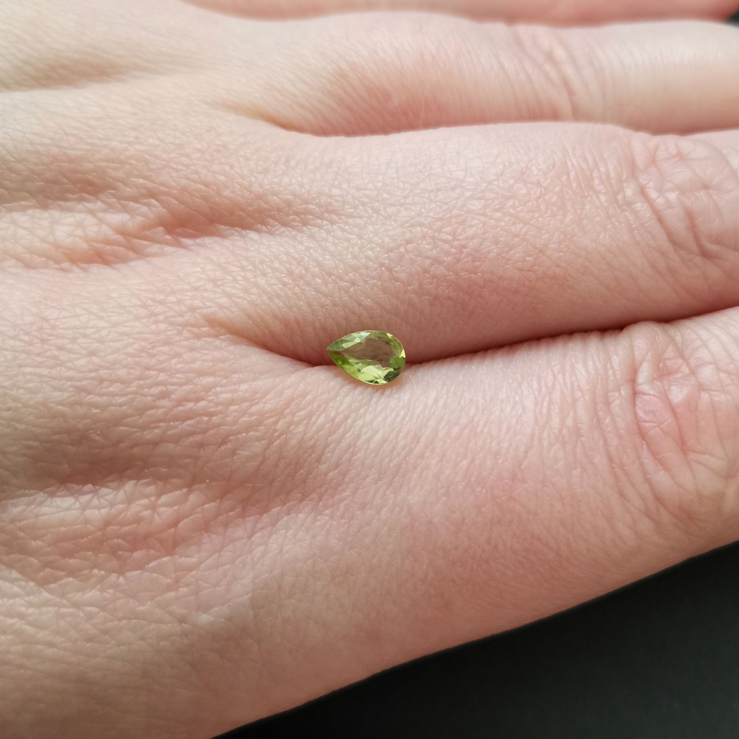 Peridot Teardrop - 6mm by 4mm - Image 4