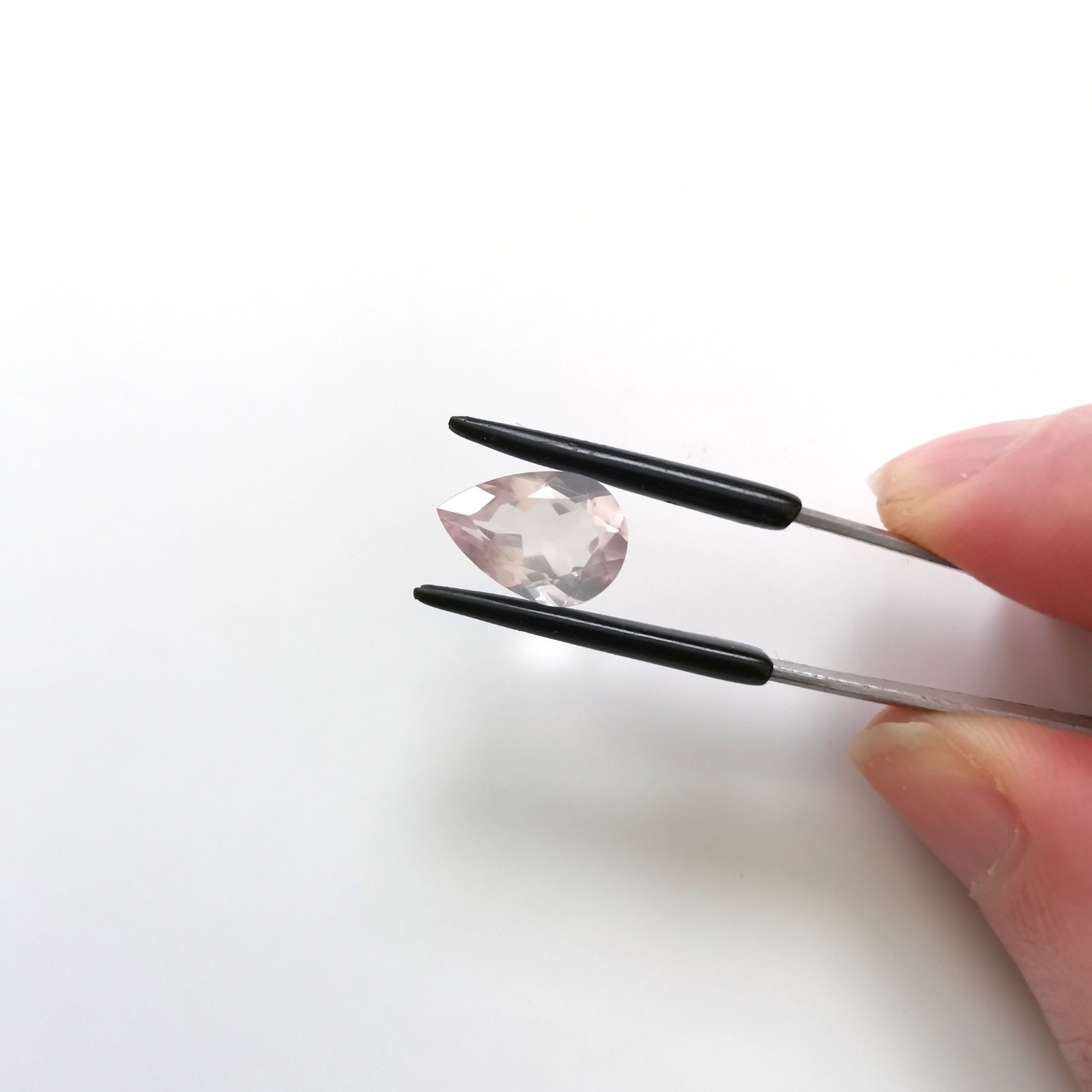 Rose Quartz Teardrop - 13.1mm by 9.1mm - Image 3