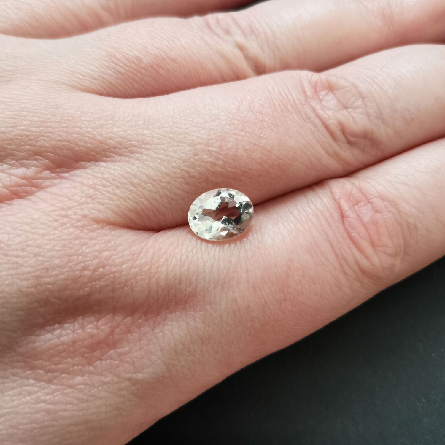 Clear Quartz Oval - 9mm by 7mm - Image 4