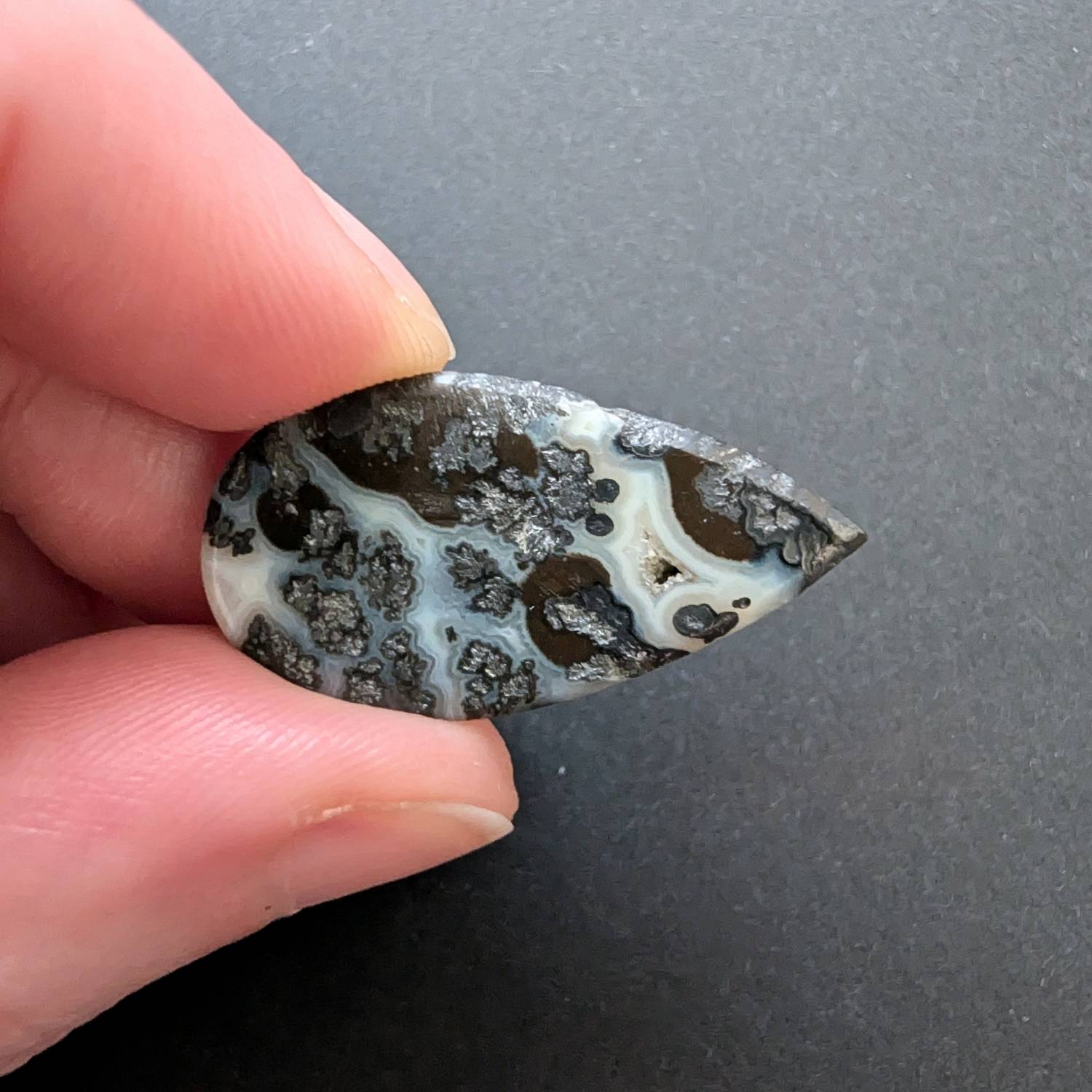Dendritic Agate Cabochon - 31.8mm by 16.7mm - Image 6