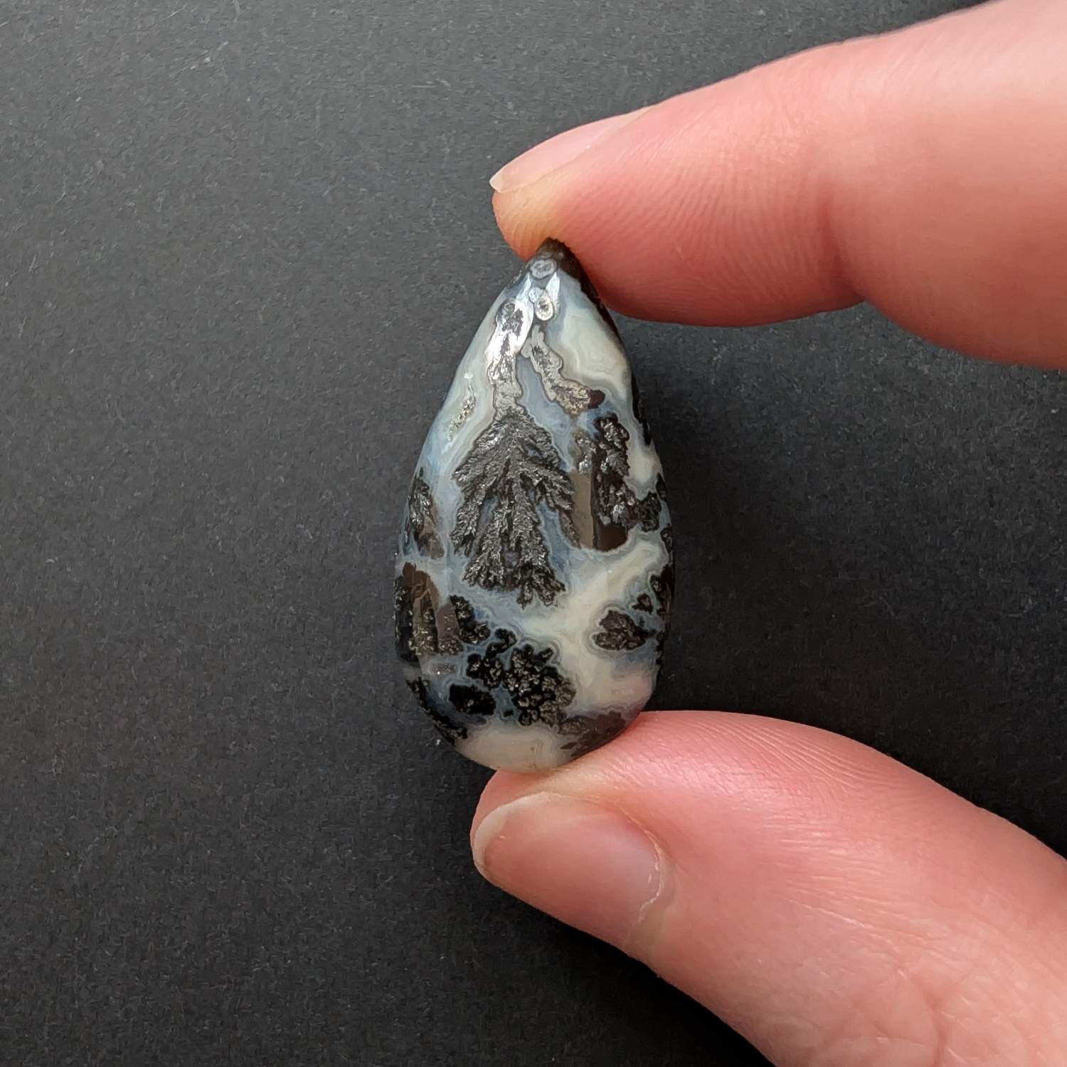 Dendritic Agate Cabochon - 31.8mm by 16.7mm - Image 2