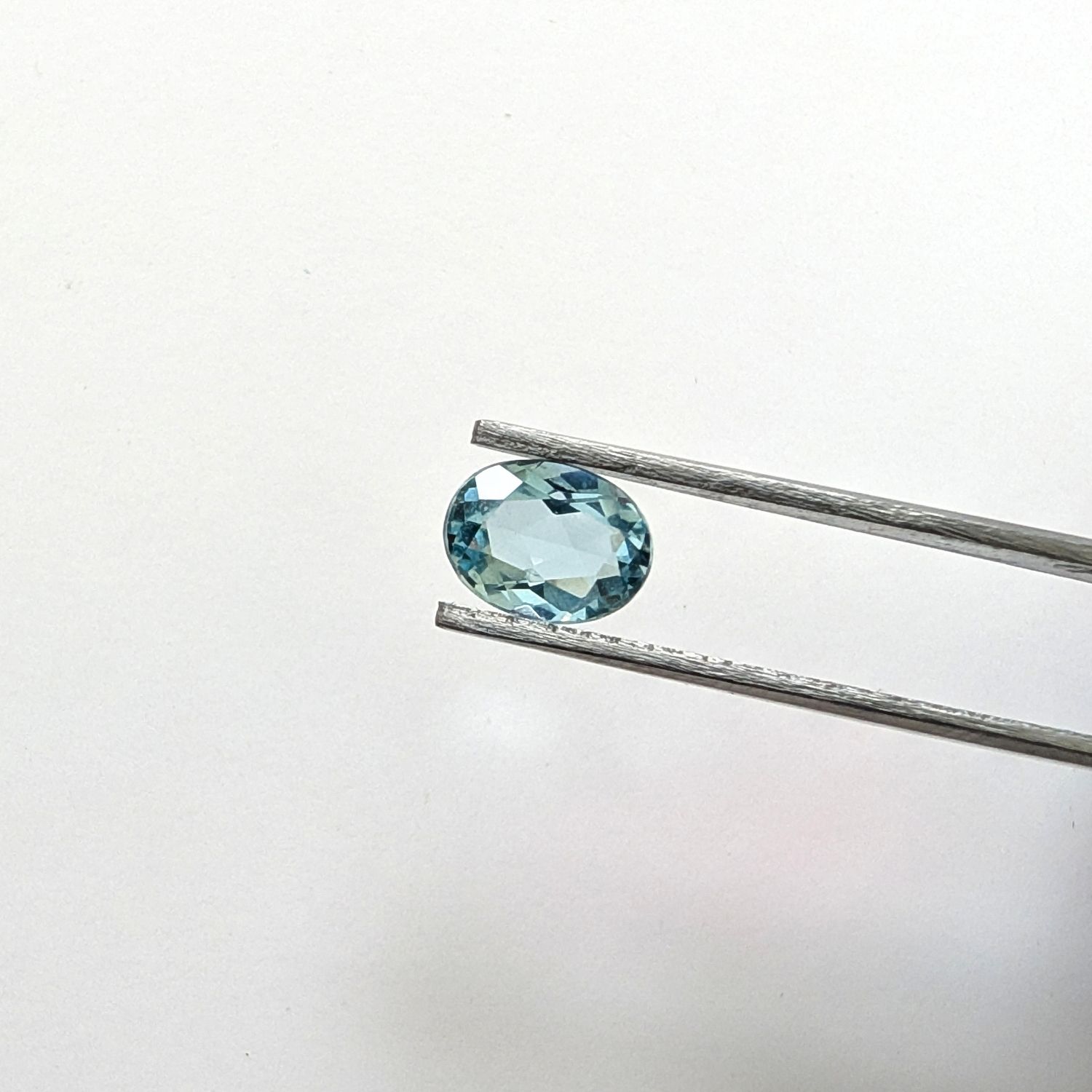 Aquamarine Oval - 7.9mm by 6.1mm