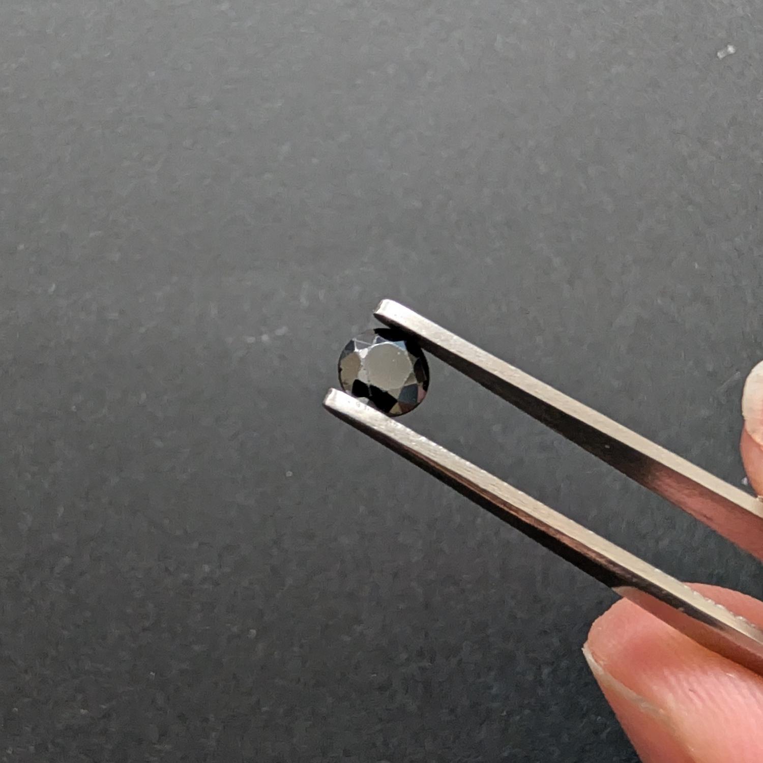 Dark Blue Sapphire Round - 4.8mm