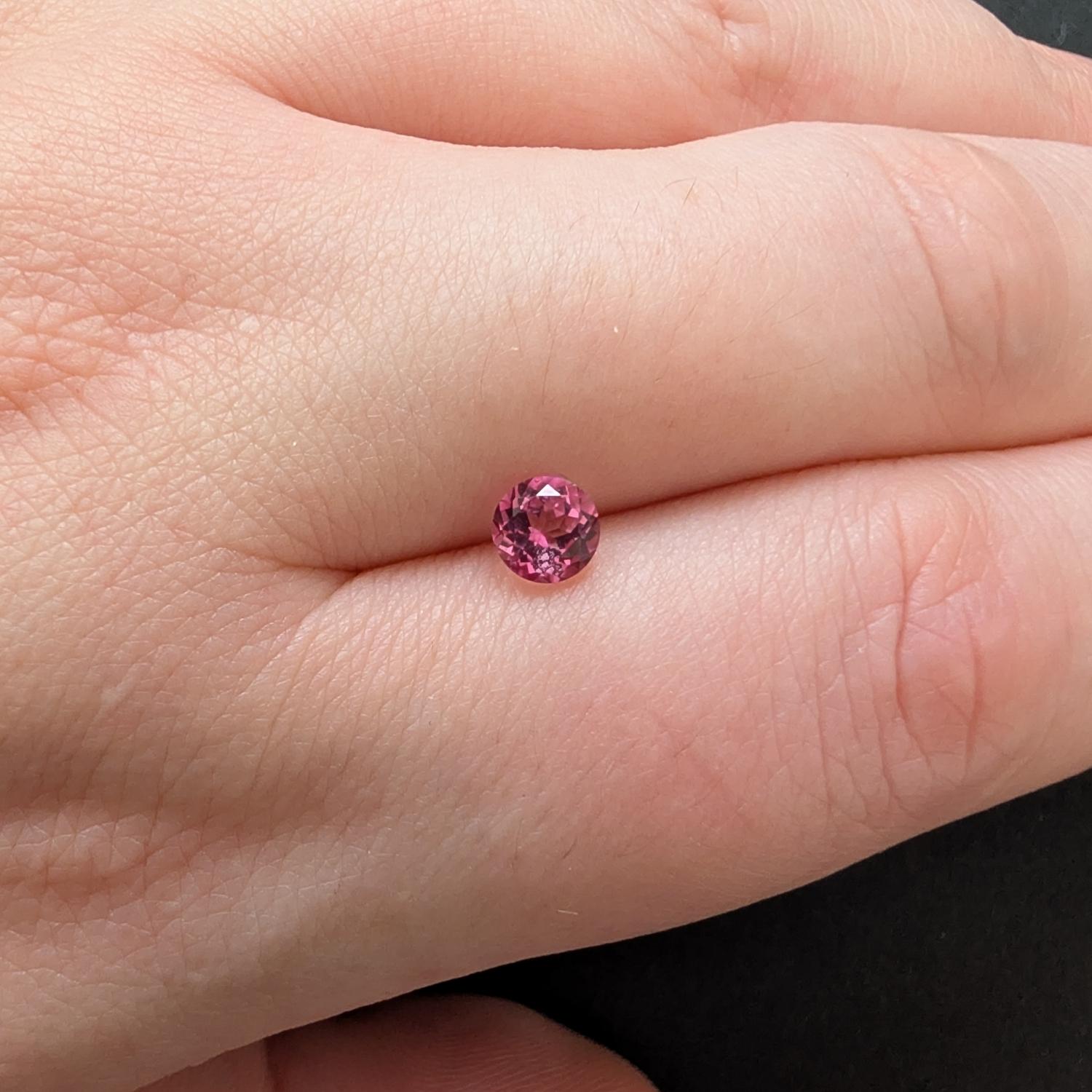 Pink Topaz Round - 4.9mm - Image 3