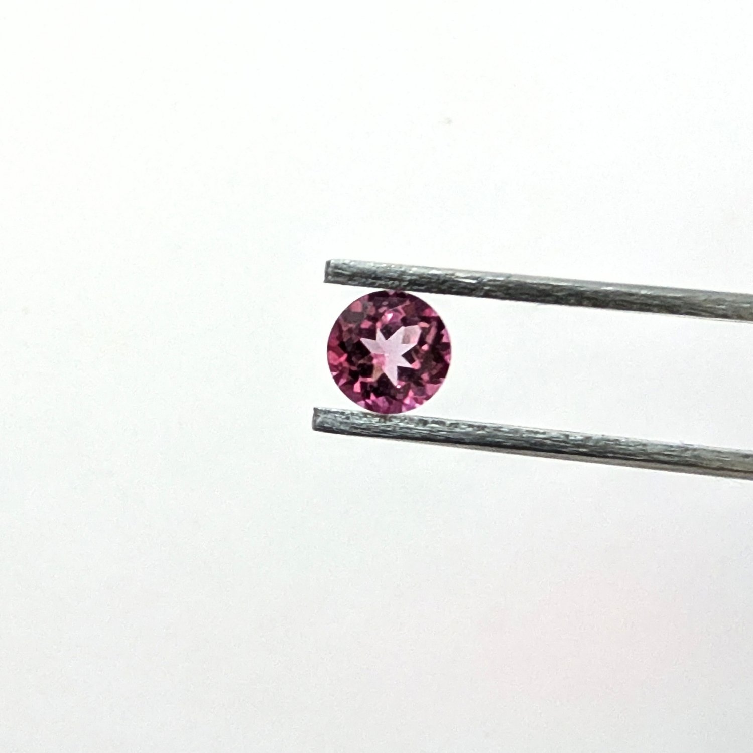 Pink Topaz Round - 4.9mm