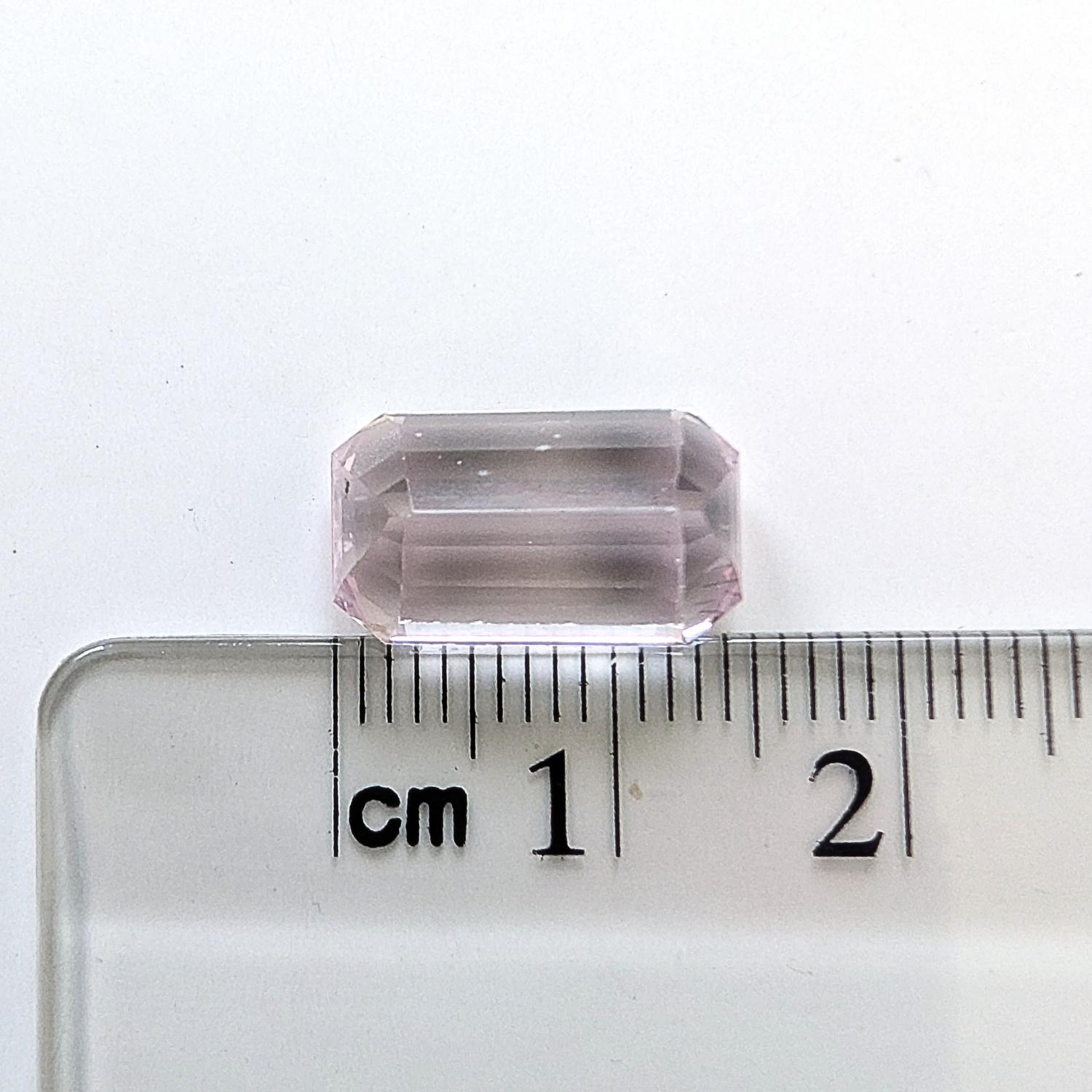 Kunzite Rectangle - 14.3mm by 8.3mm - Image 4