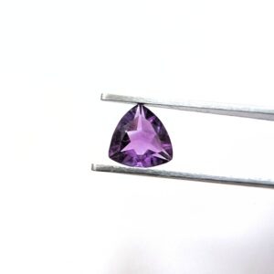 Amethyst Triangle - 8.8mm