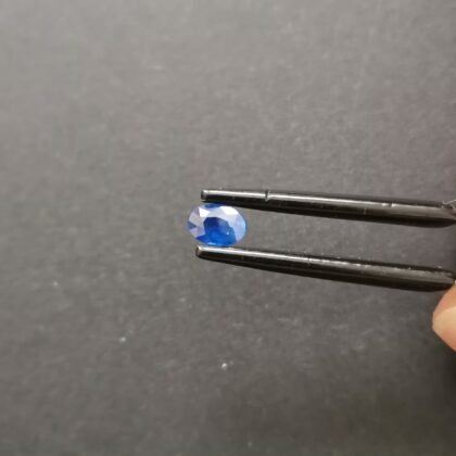 Blue Sapphire Oval – 5.9mm by 4.1mm
