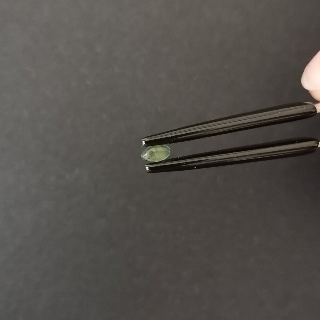 Emerald Marquise - 4.3mm by 2.5mm - Image 3