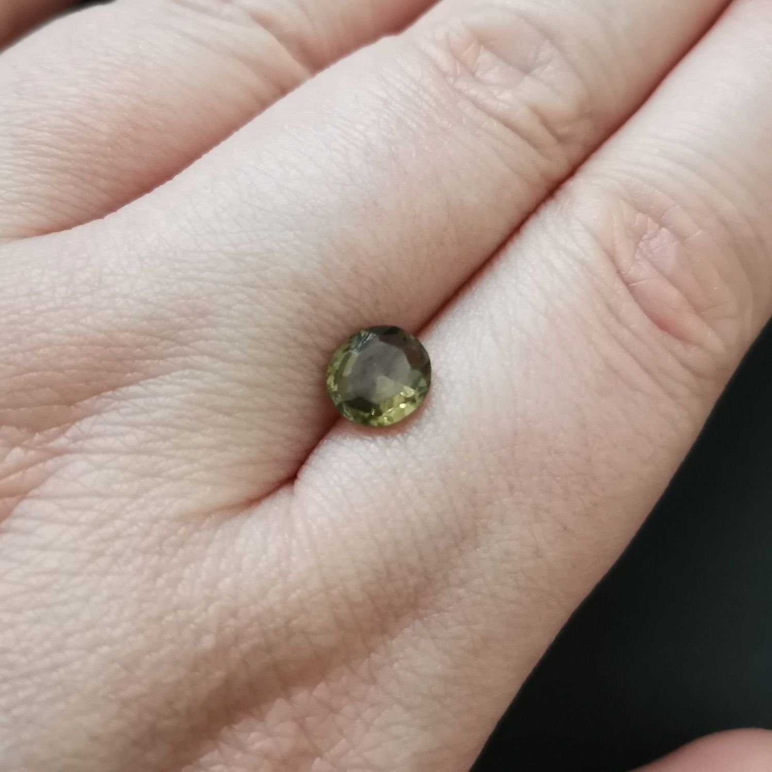 Green Zircon Oval - 6.8mm by 6.1mm - Image 3