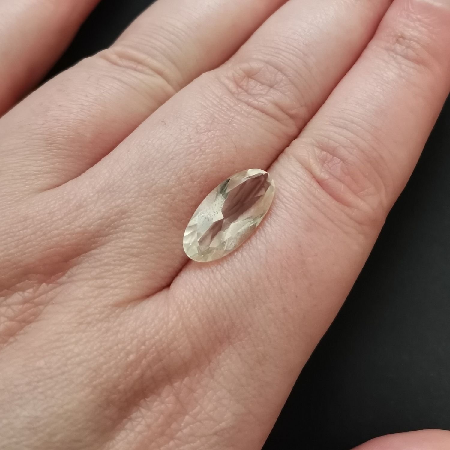 Pale Citrine Oval - 16.2mm by 8mm - Image 3