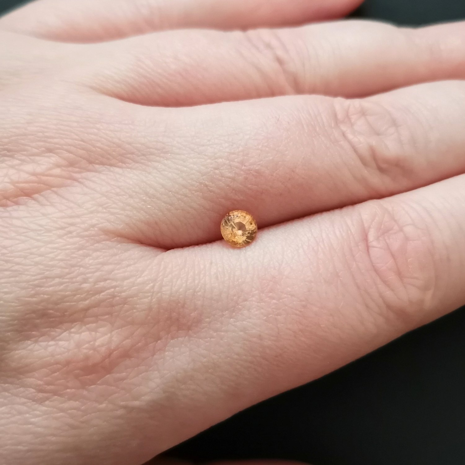 Orange Mali Garnet Round- 4.8mm - Image 3