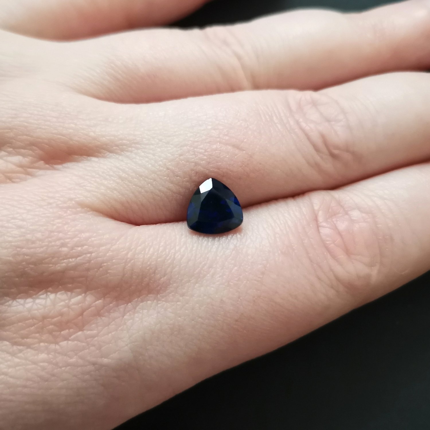 Lab Grown Blue Sapphire Triangle – 8mm - Image 3