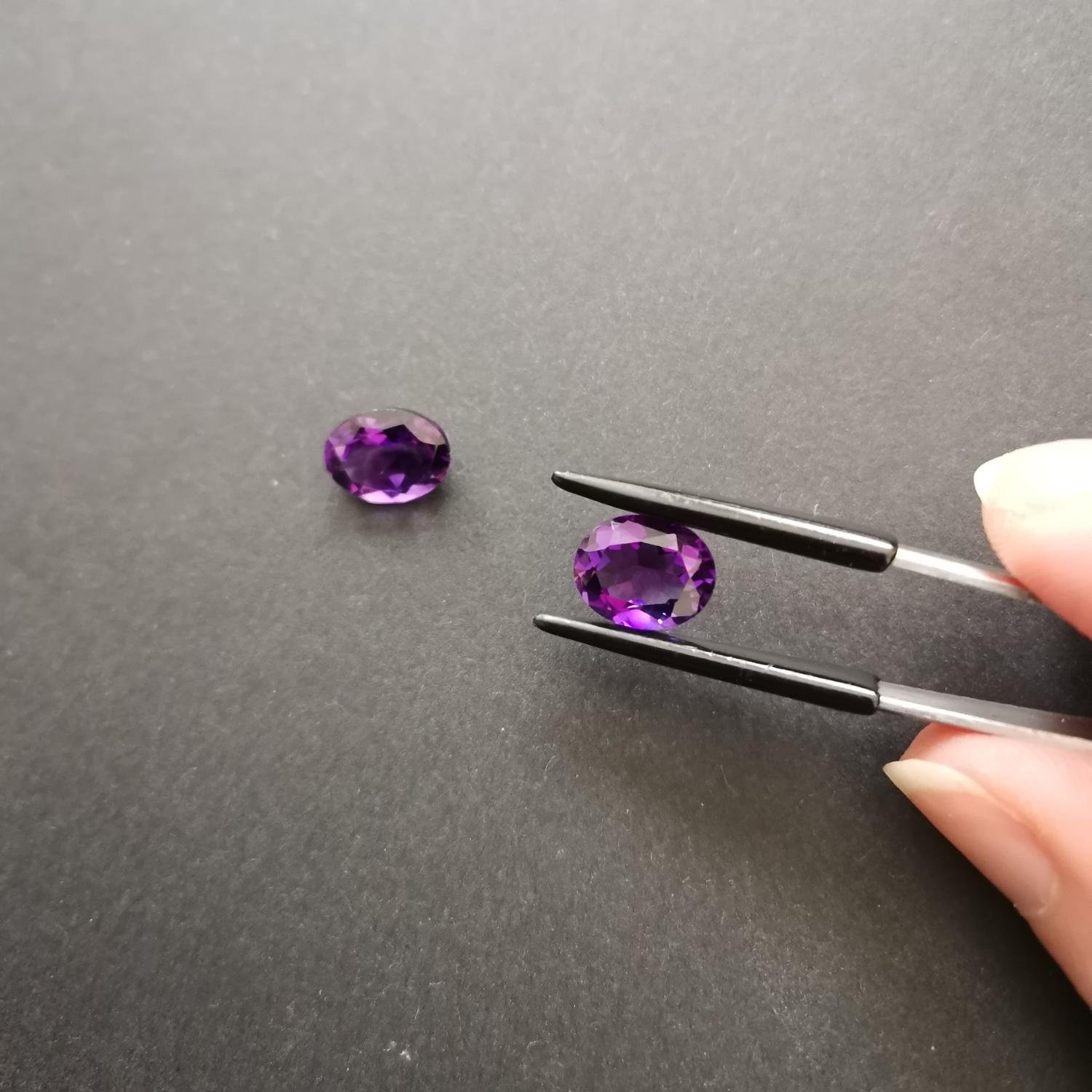 2 x Amethyst Ovals - 9.9mm by 8mm - Image 2
