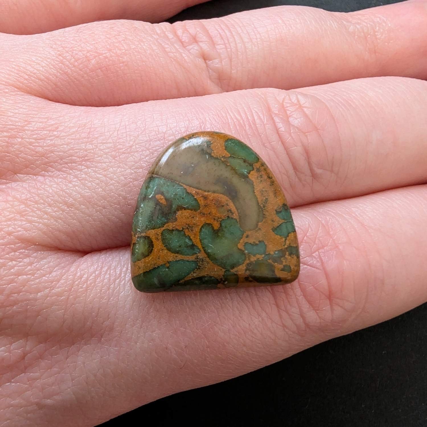 Free Form Fruit Jasper Cabochon - 20.4mm by 19.4mm - Image 3