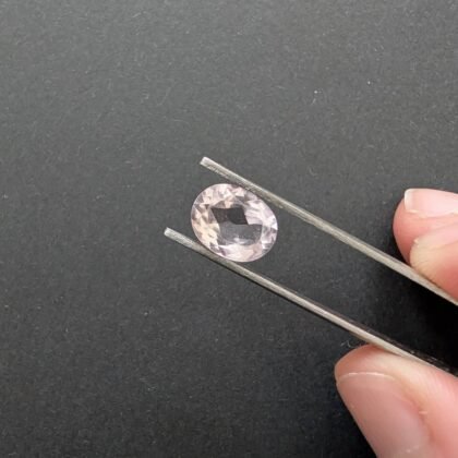 Pale Amethyst Oval - 10.1mm by 8mm