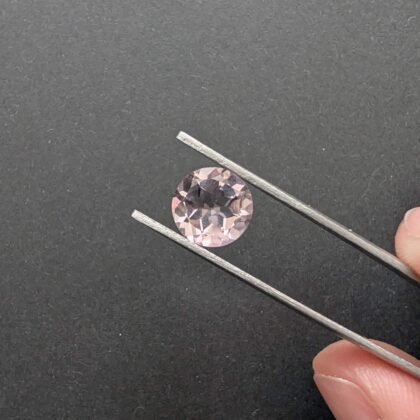 Pale Amethyst Round - 9.1mm