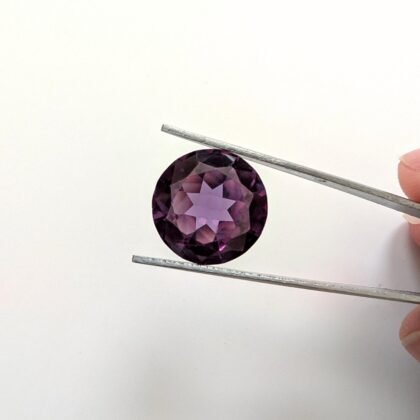 Lab Grown Colour Change Sapphire Round - 15.8mm