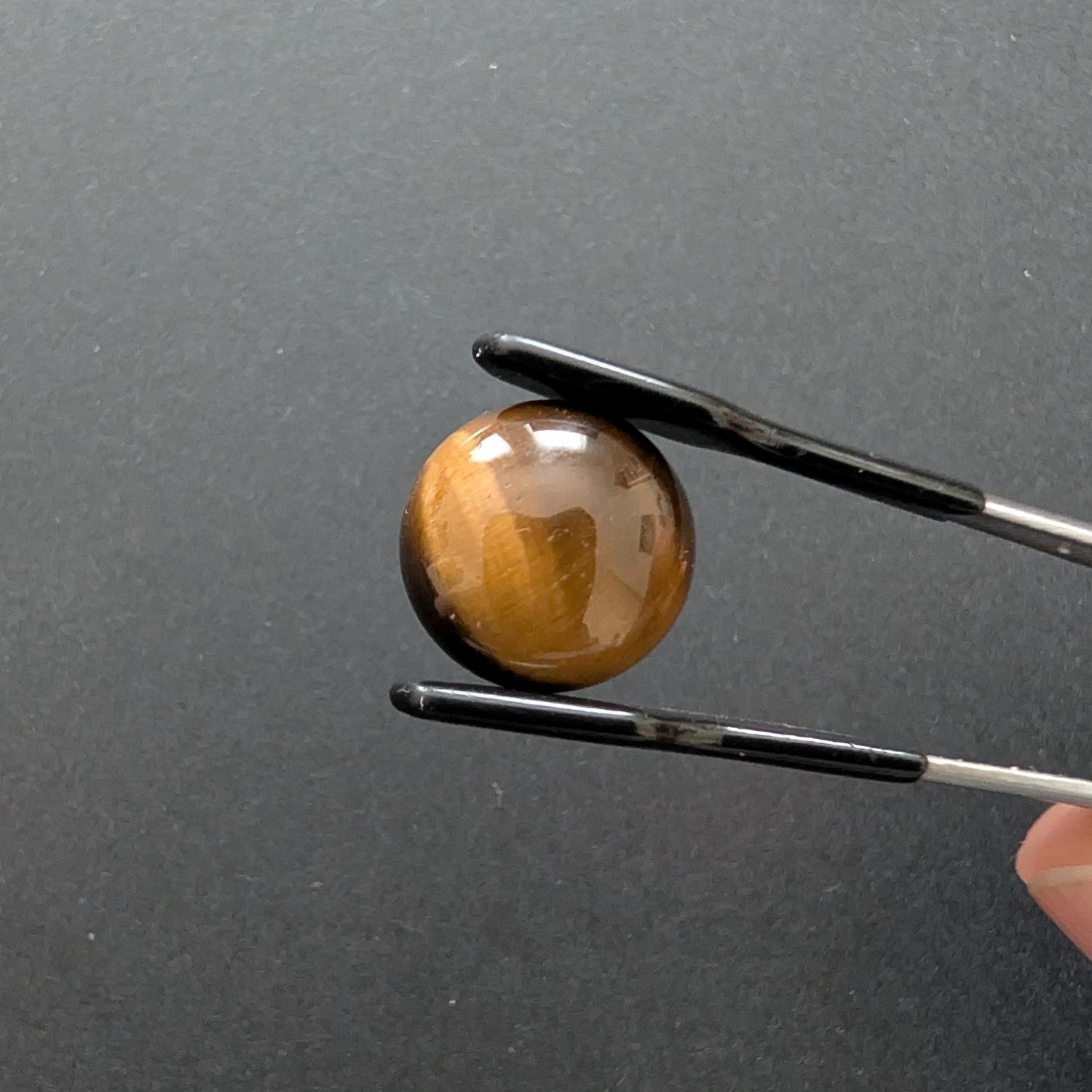 Tigers Eye Cabochon Round - 14.8mm