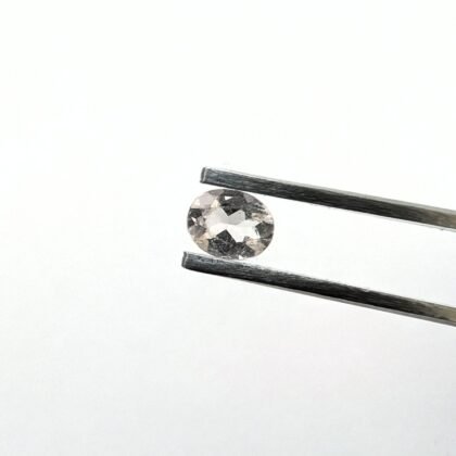 Goshenite Oval - 5.1mm by 4.1mm