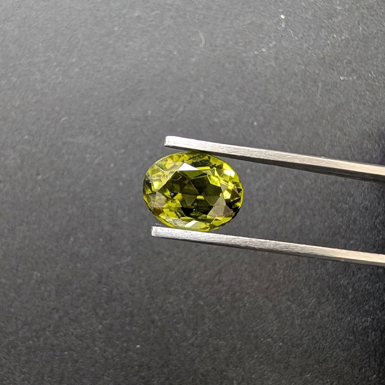 Peridot Oval - 10.1mm by 8mm - Image 2