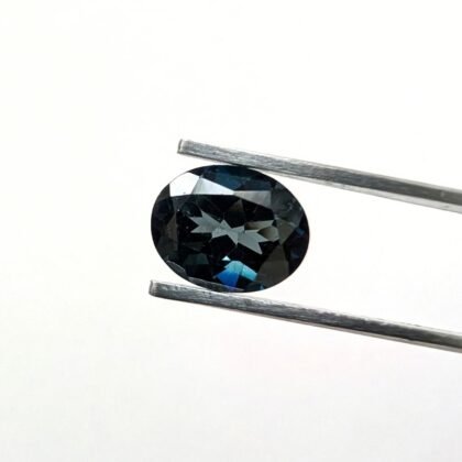 London Blue Topaz Oval - 10.1mm by 8.1mm