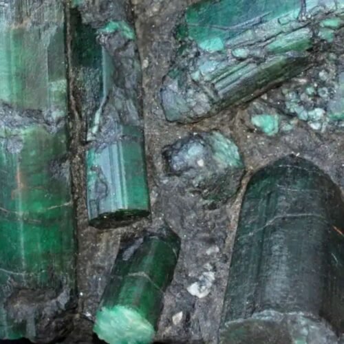 Close up of the The Bahia Emerald